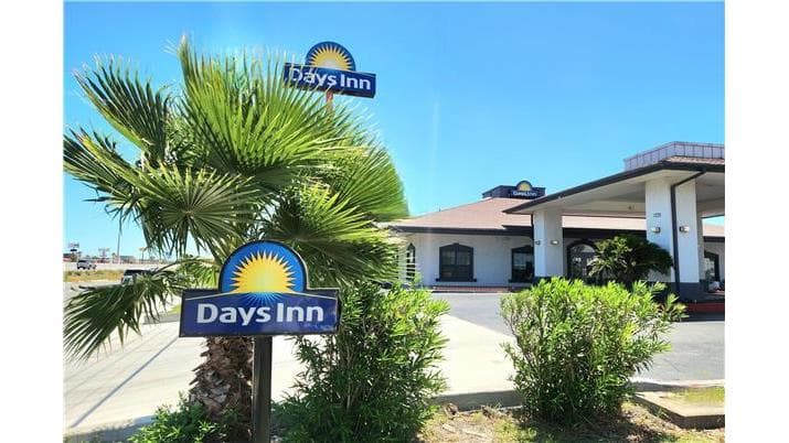 Days Inn by Wyndham Portland/Corpus Christi