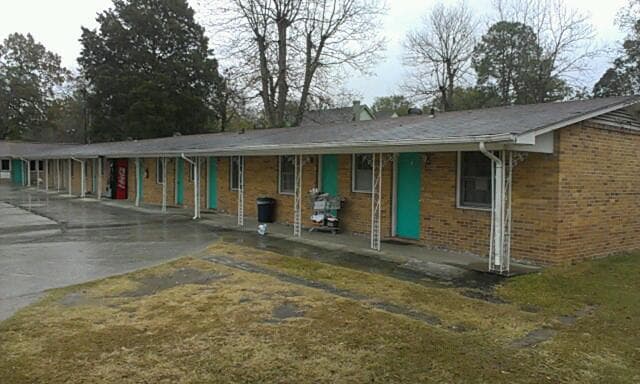 Palms Motel