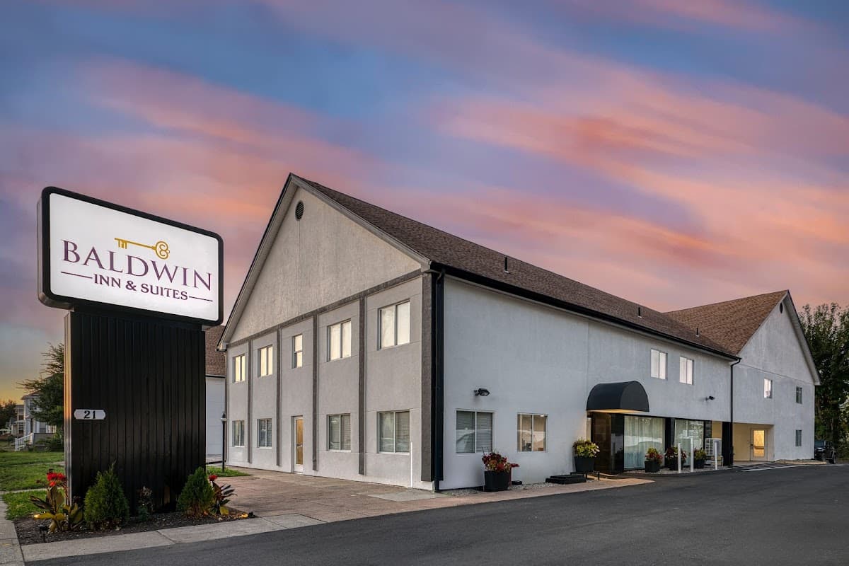 Baldwin Inn & Suites