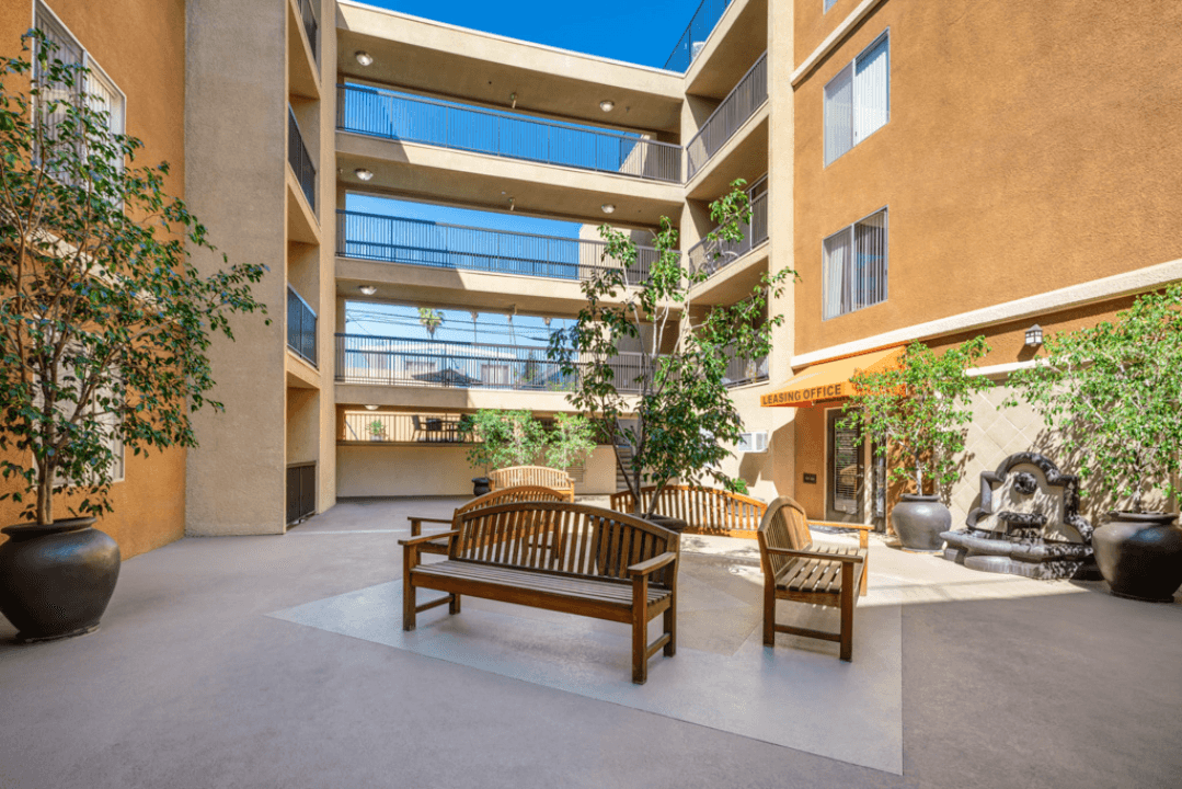 Catalina Gardens Apartments