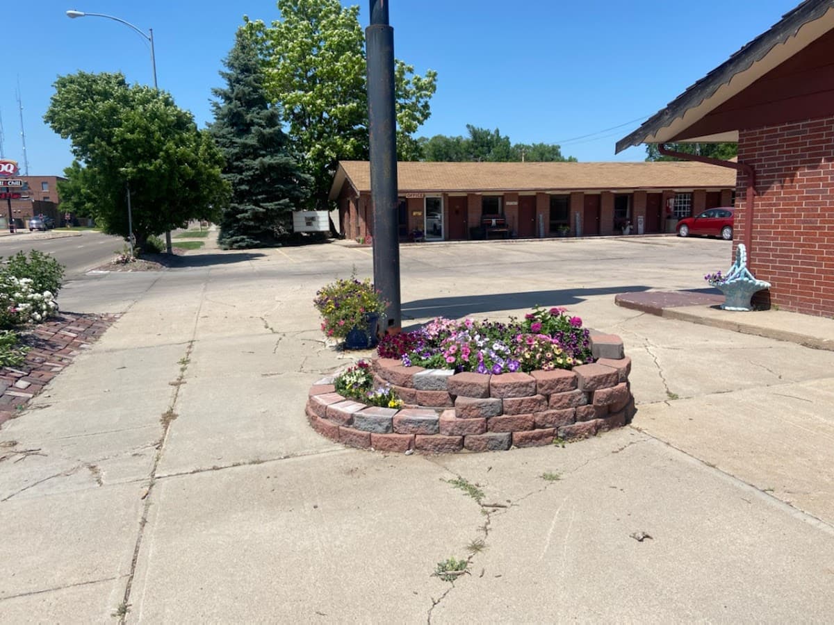 Blue Spruce Motel