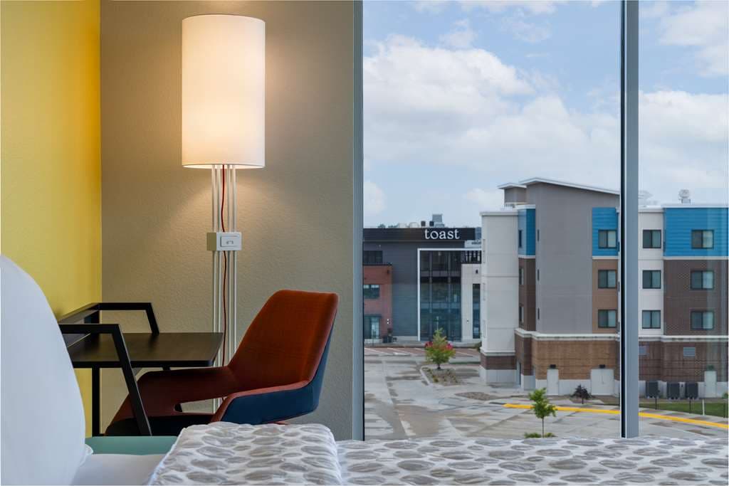 Tru by Hilton Ankeny