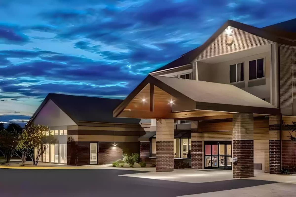 Comfort Inn & Suites