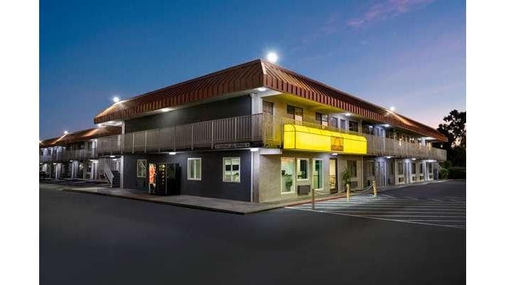 Days Inn by Wyndham Fresno South