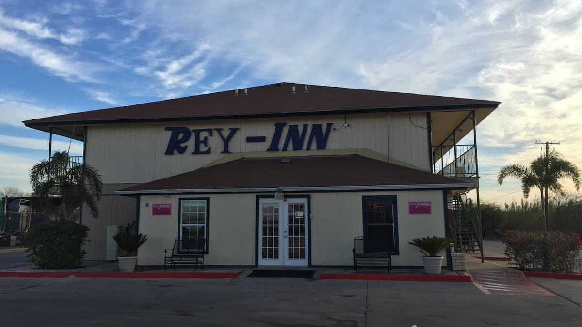 REY INN HOTEL LAREDO