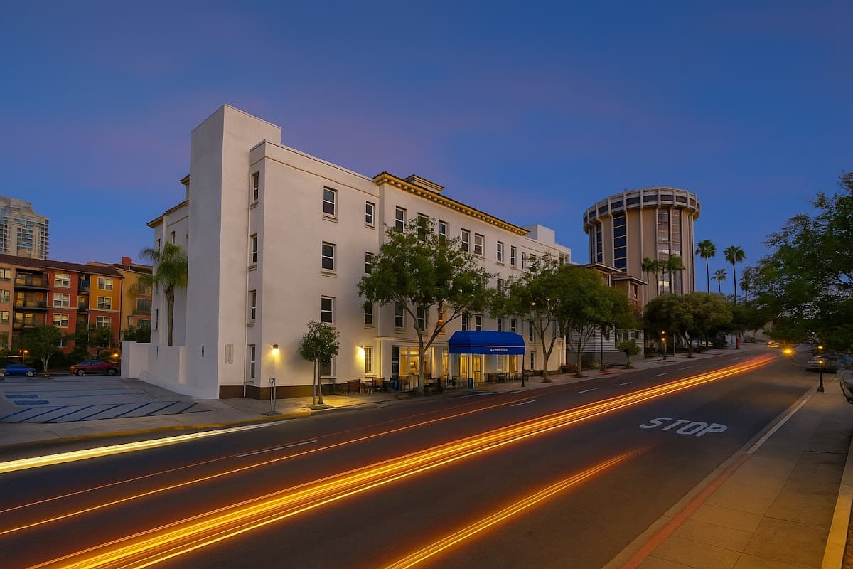Motel 6 San Diego, CA - Downtown