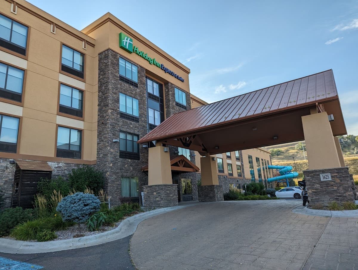 Holiday Inn Express & Suites Great Falls, an IHG Hotel
