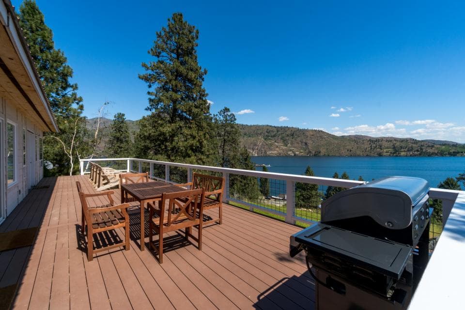 Chelan Vacation Rentals and Lake Cabins by Vacasa