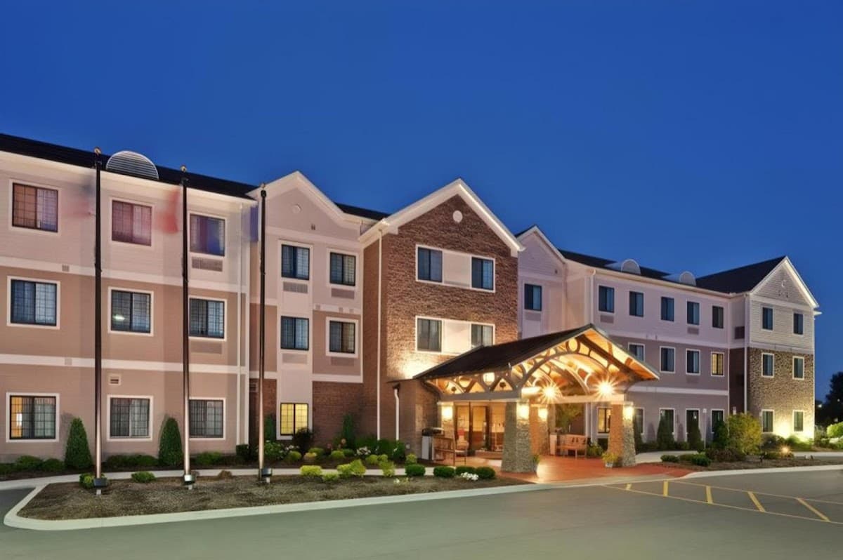 Staybridge Suites Williamsville - Buffalo by IHG