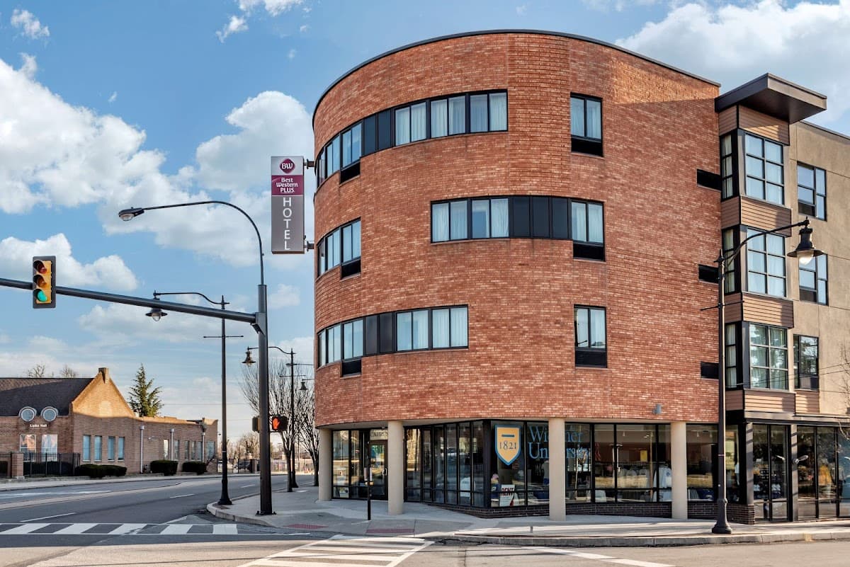 Best Western Plus Philadelphia Airport South at Widener University