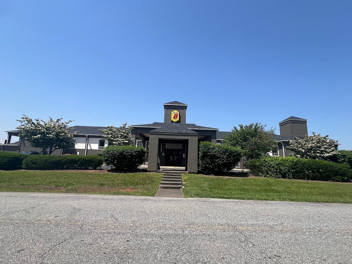 Super 8 by Wyndham Clemmons/Winston-Salem Area I-40