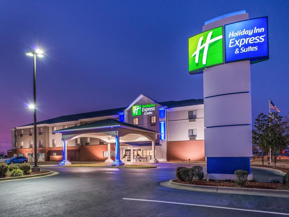 Holiday Inn Express & Suites Lonoke I-40 (Exit 175), an IHG Hotel