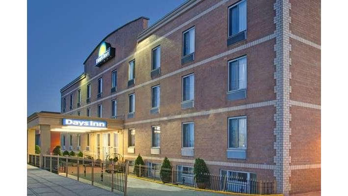 Days Inn by Wyndham Jamaica / JFK Airport
