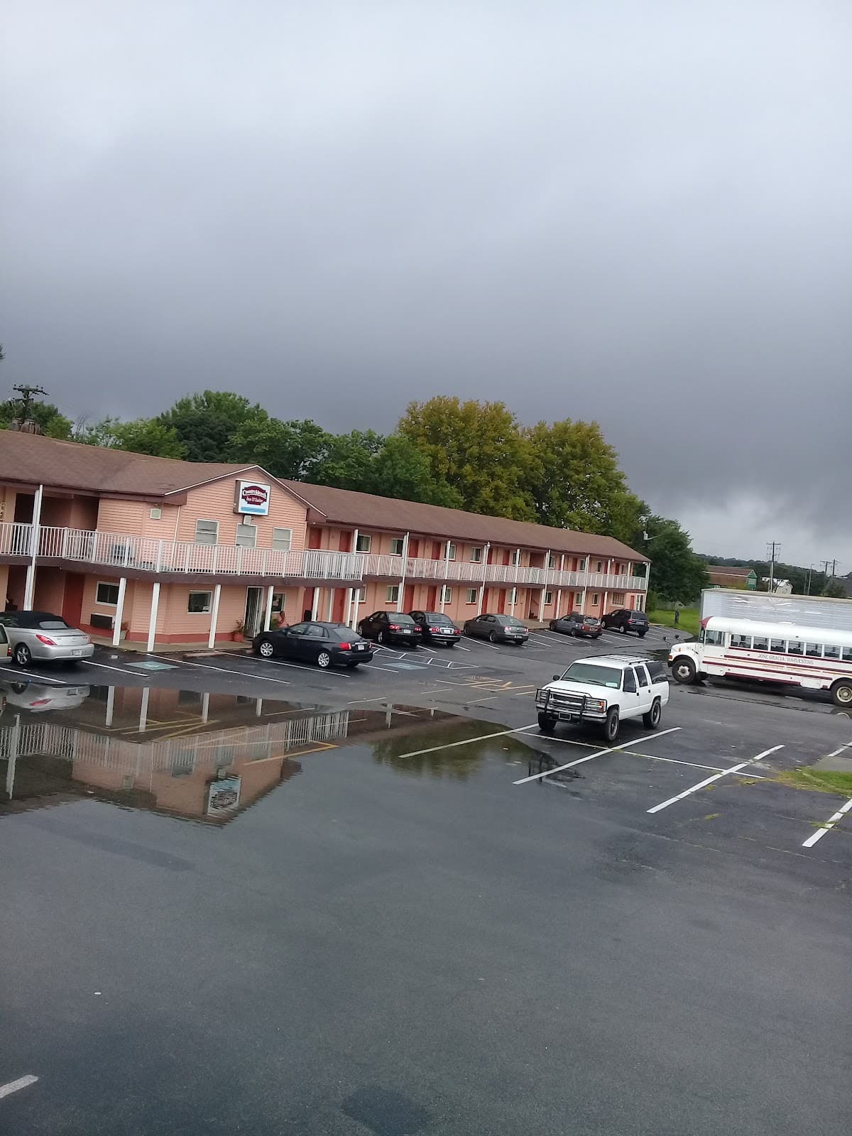 Blue Star Inn & Suites Delmar