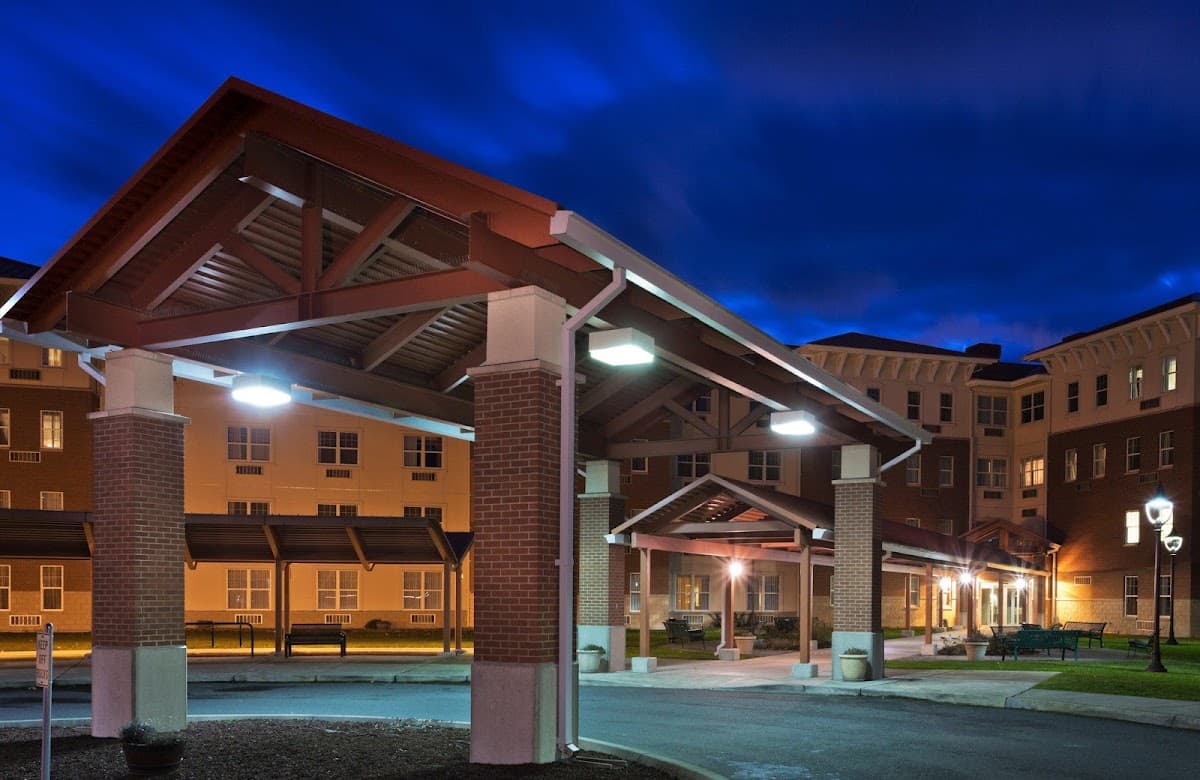 Holiday Inn Express Rainier Inn & Rainier Complex