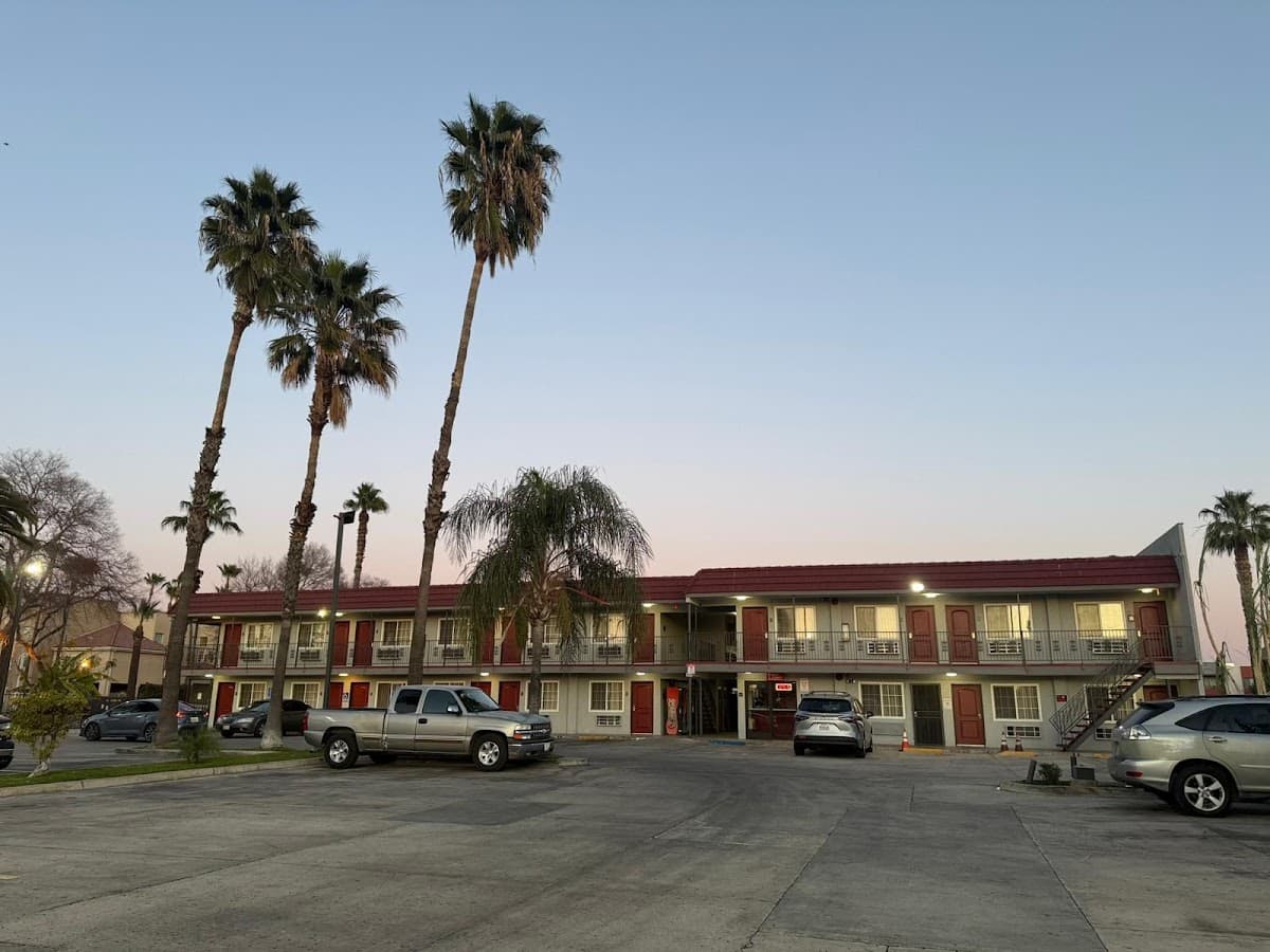SimpleStay Suites
