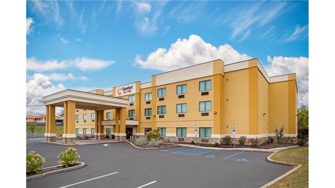 Comfort Suites