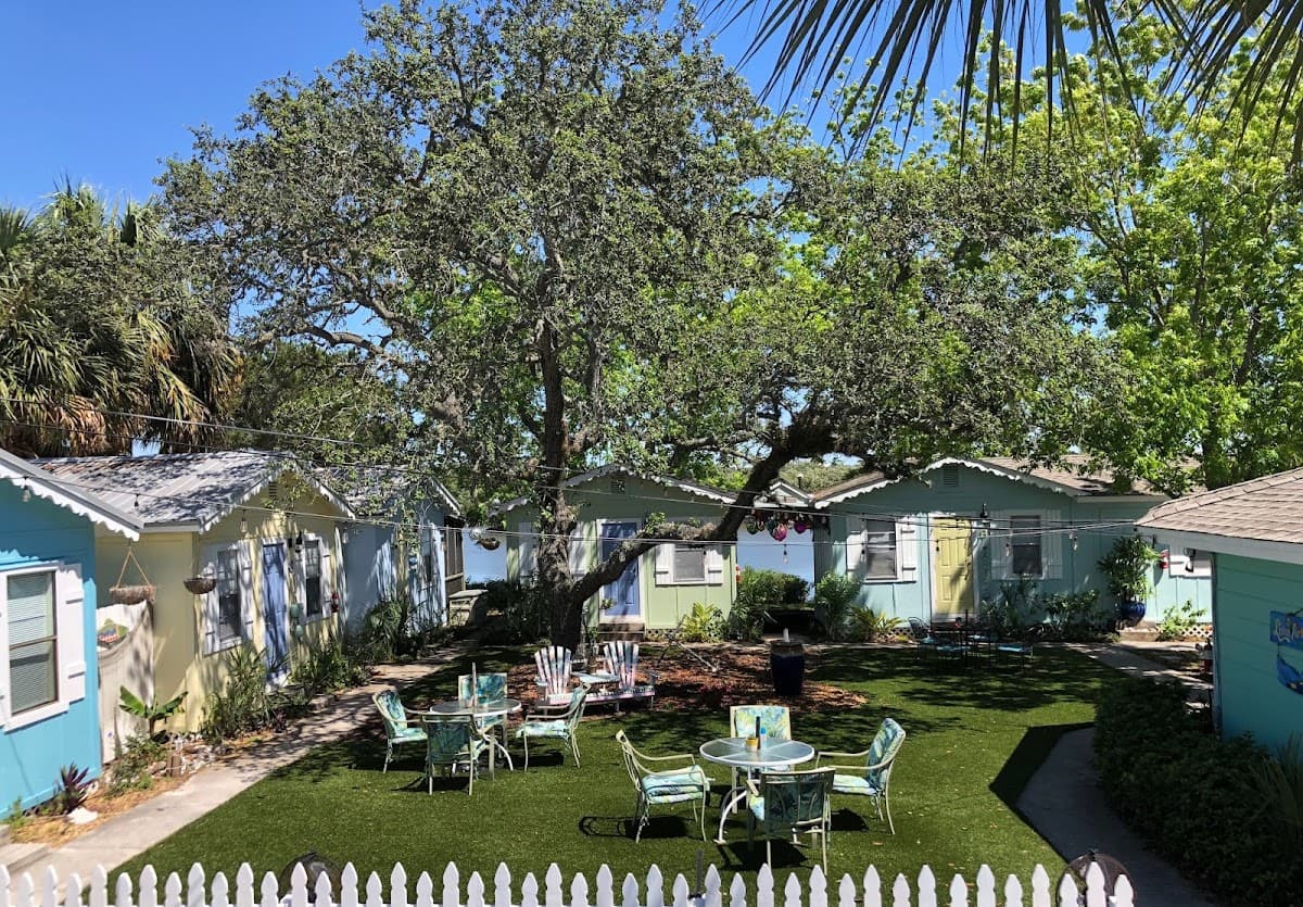 Pirates Cove Coastal Cottages