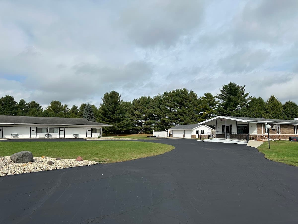 Skyview Motel