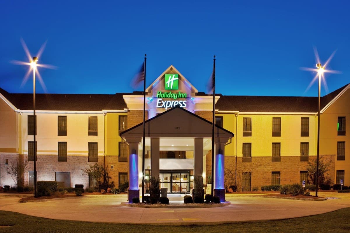 Holiday Inn Express & Suites Sulphur (Lake Charles) by IHG