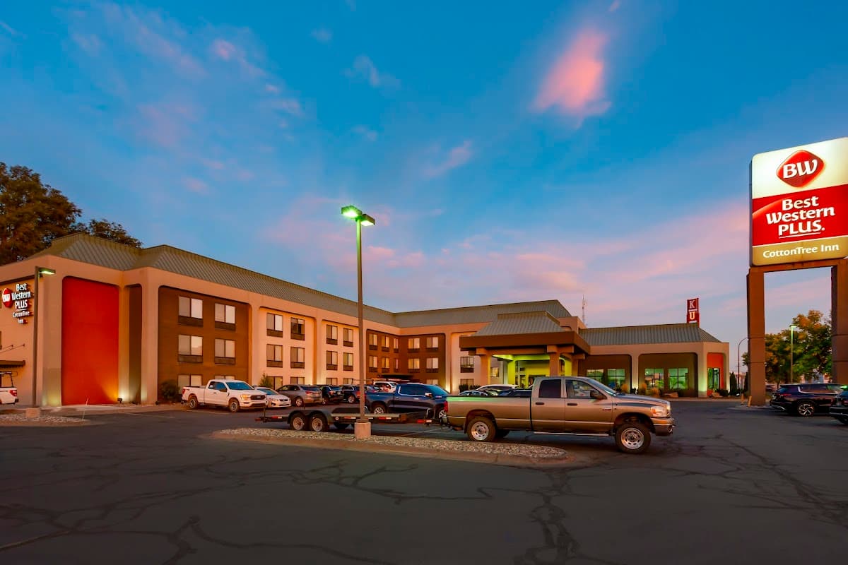 Best Western Plus CottonTree Inn