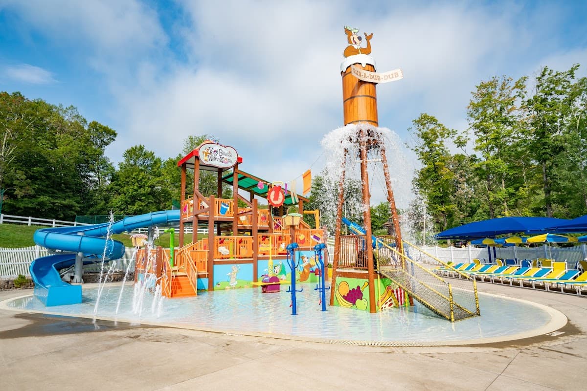 Jellystone Park™ Birchwood Acres