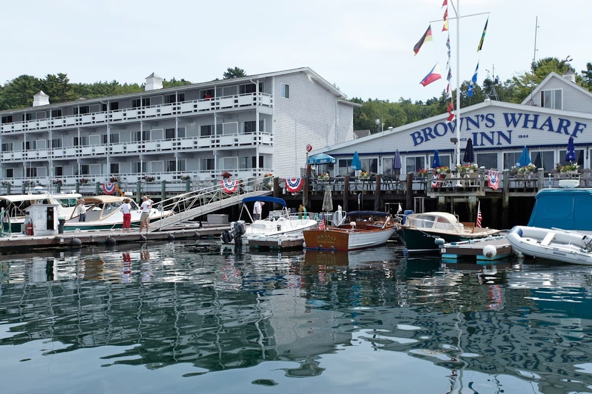 Brown's Wharf Inn and Marina (Restaurant is closed)