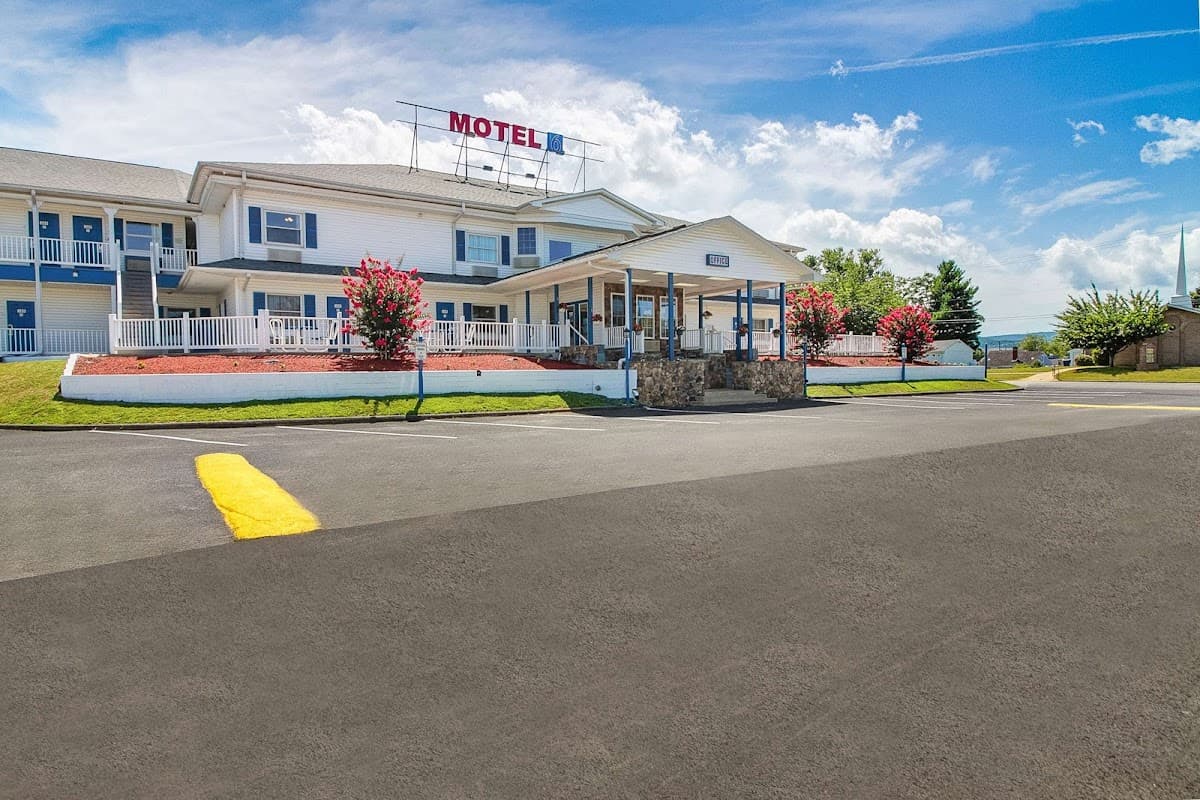 Motel 6 Front Royal, VA