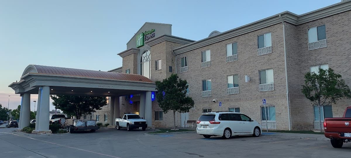 Holiday Inn Express & Suites Amarillo by IHG