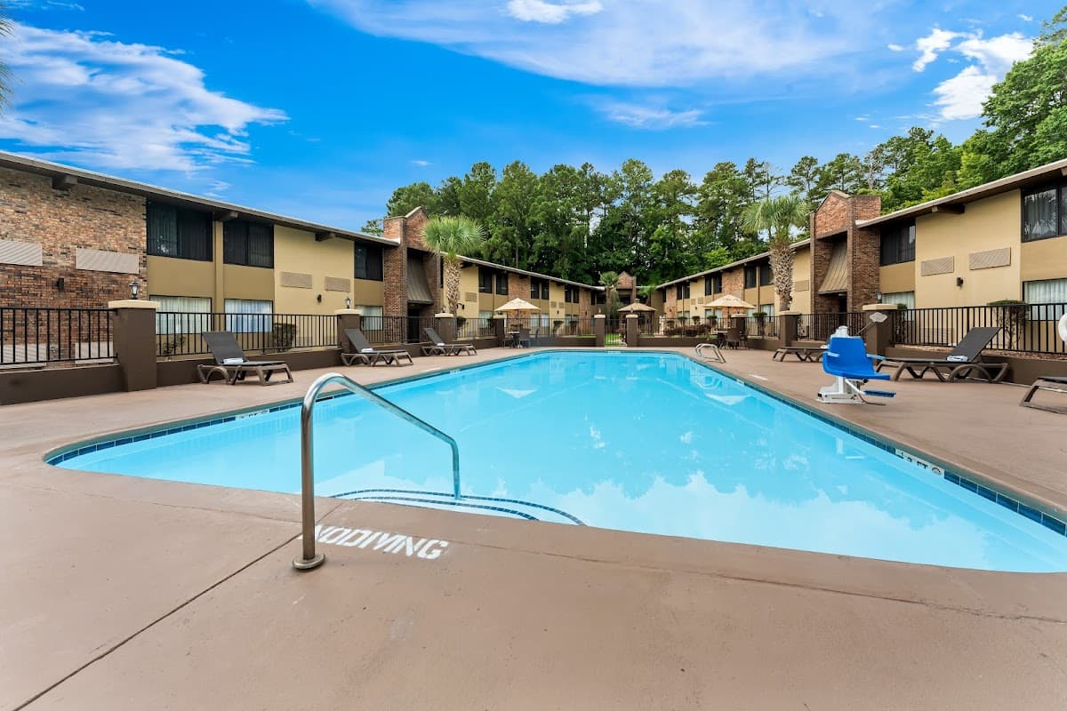 Best Western Riverside Inn