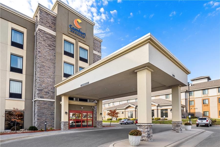 Comfort Inn & Suites West - Medical Center