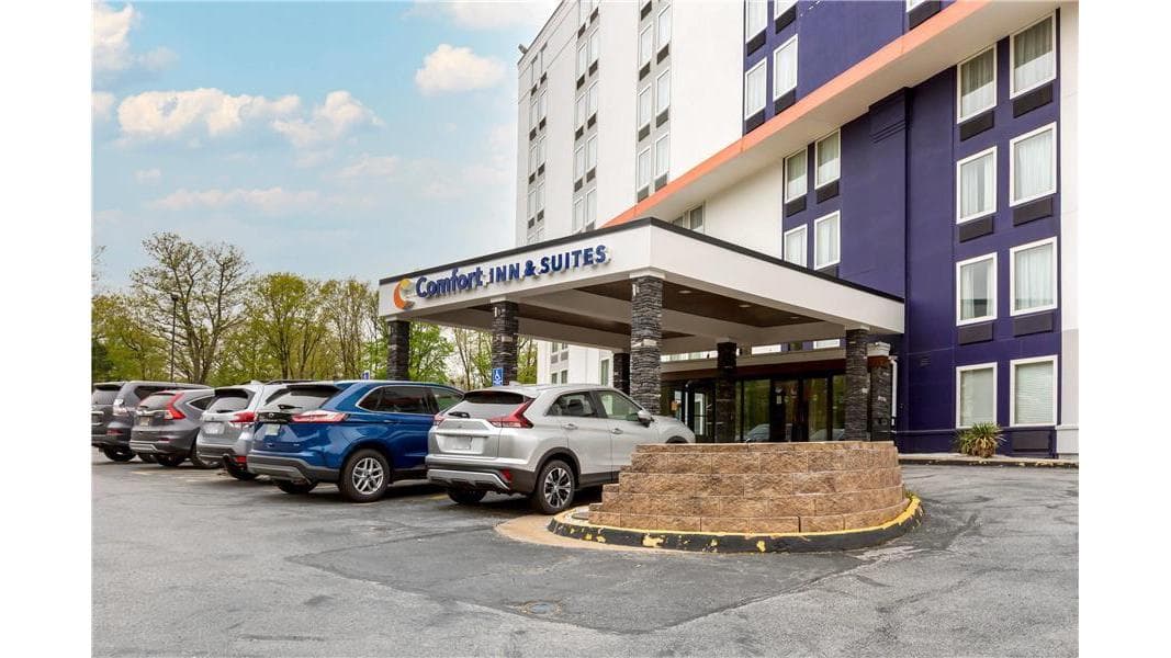 Comfort Inn & Suites Alexandria West