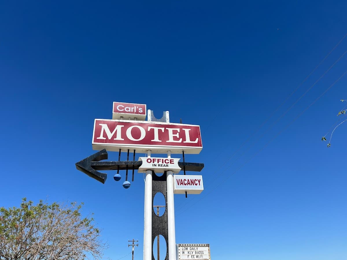 Carl's Motel