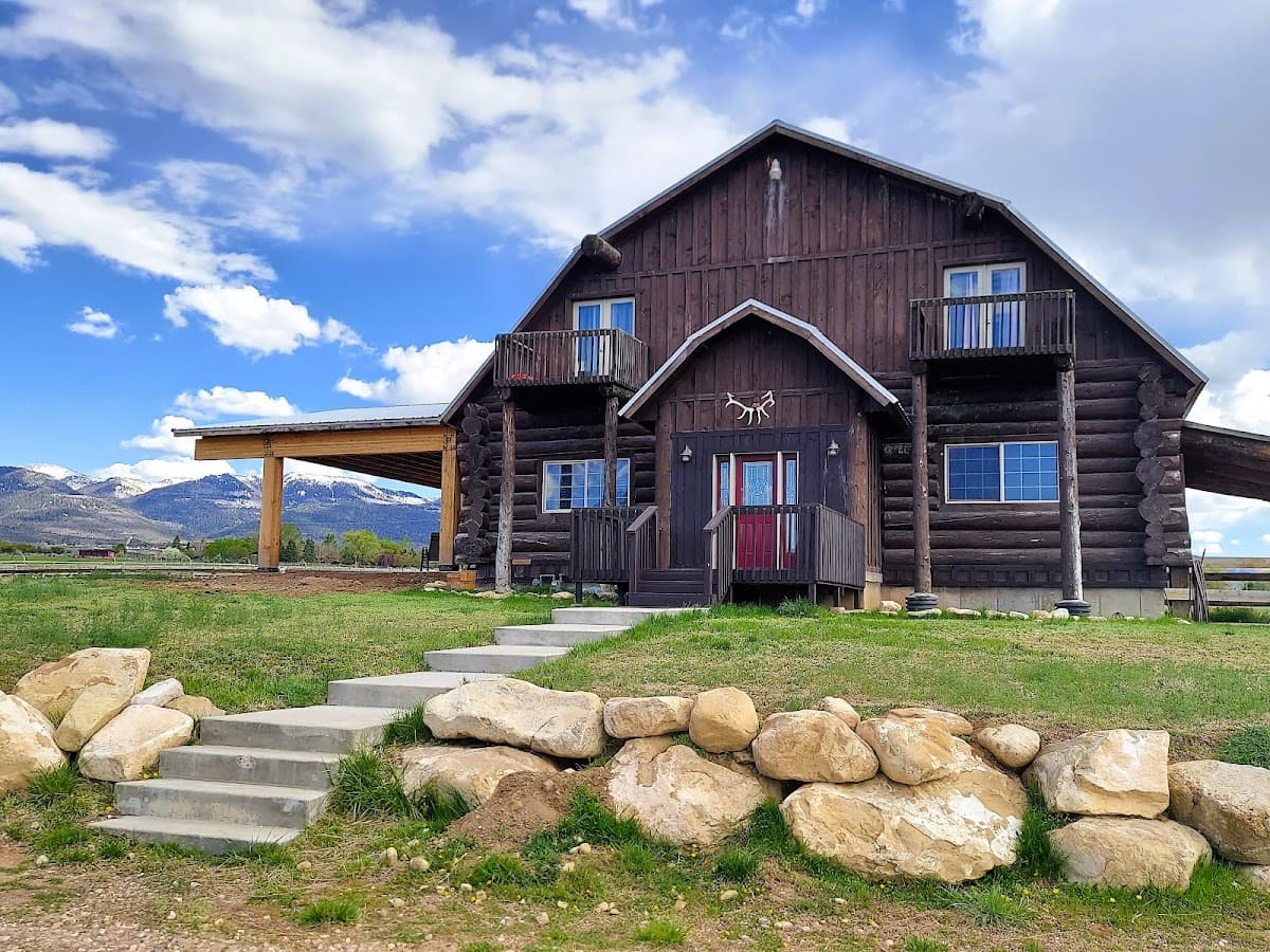 Grand Family Lodge