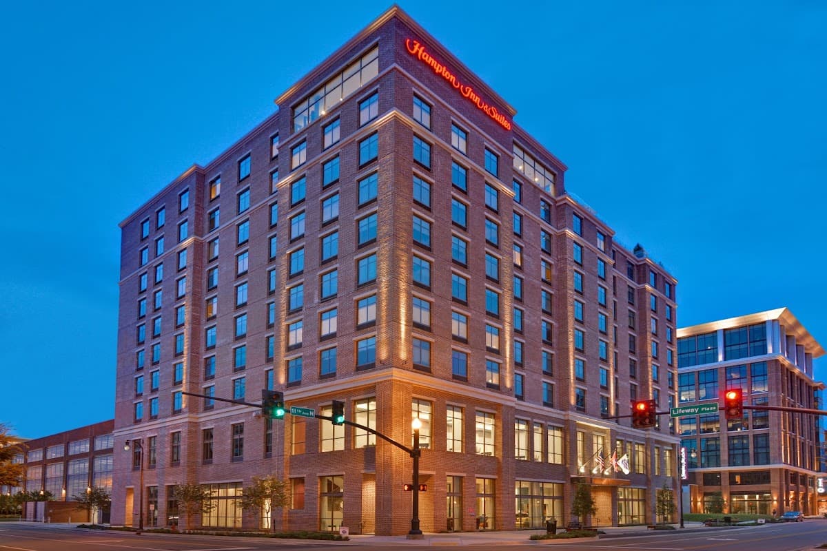 Hampton Inn & Suites Nashville Downtown Capitol View