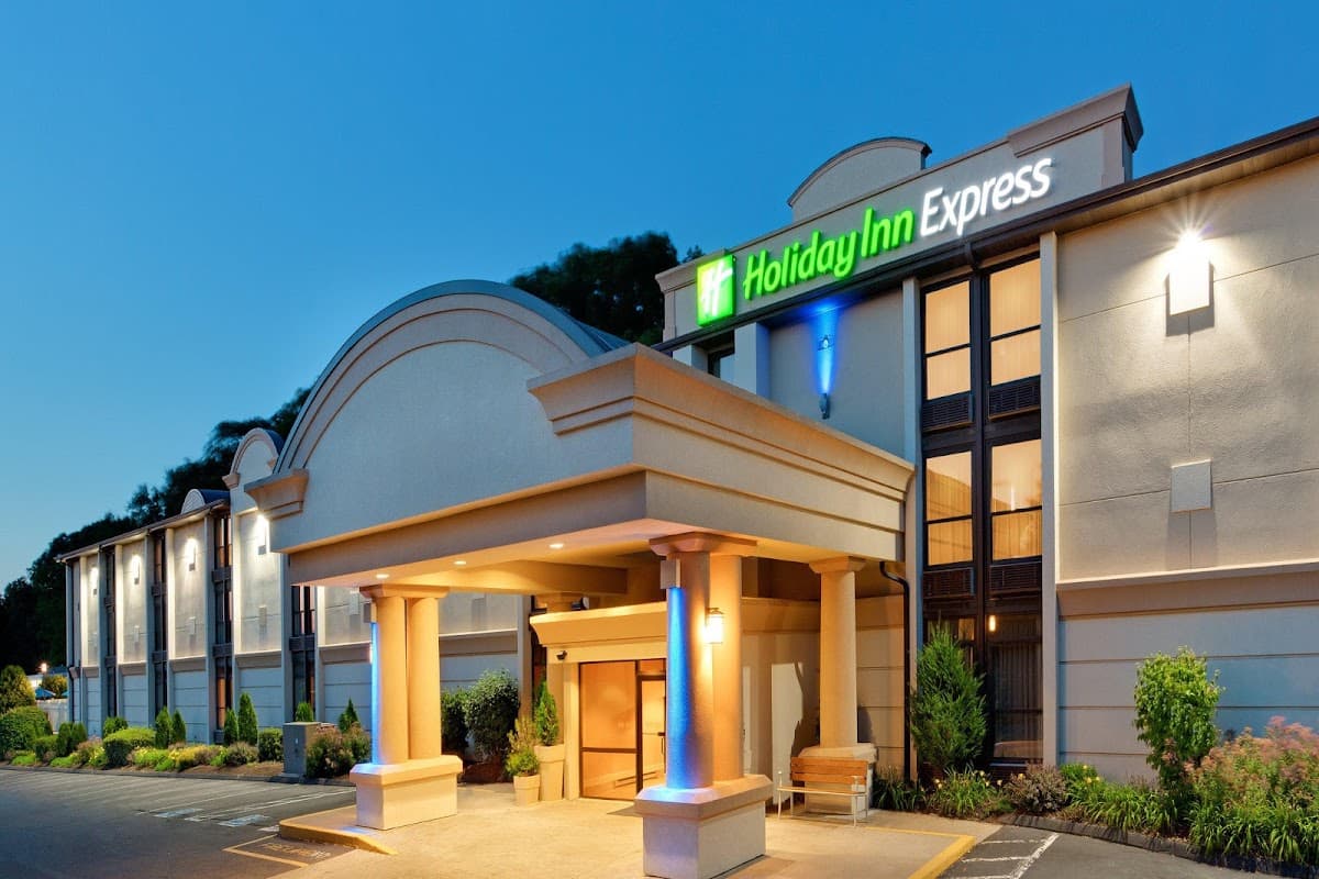 Holiday Inn Express Southington by IHG