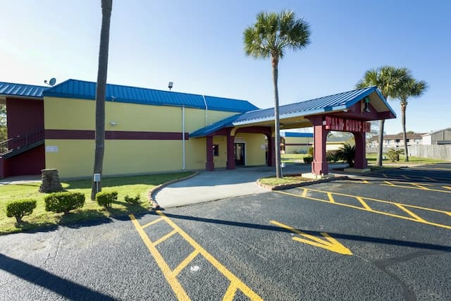 OYO Hotel Pensacola I-10 & Hwy 29