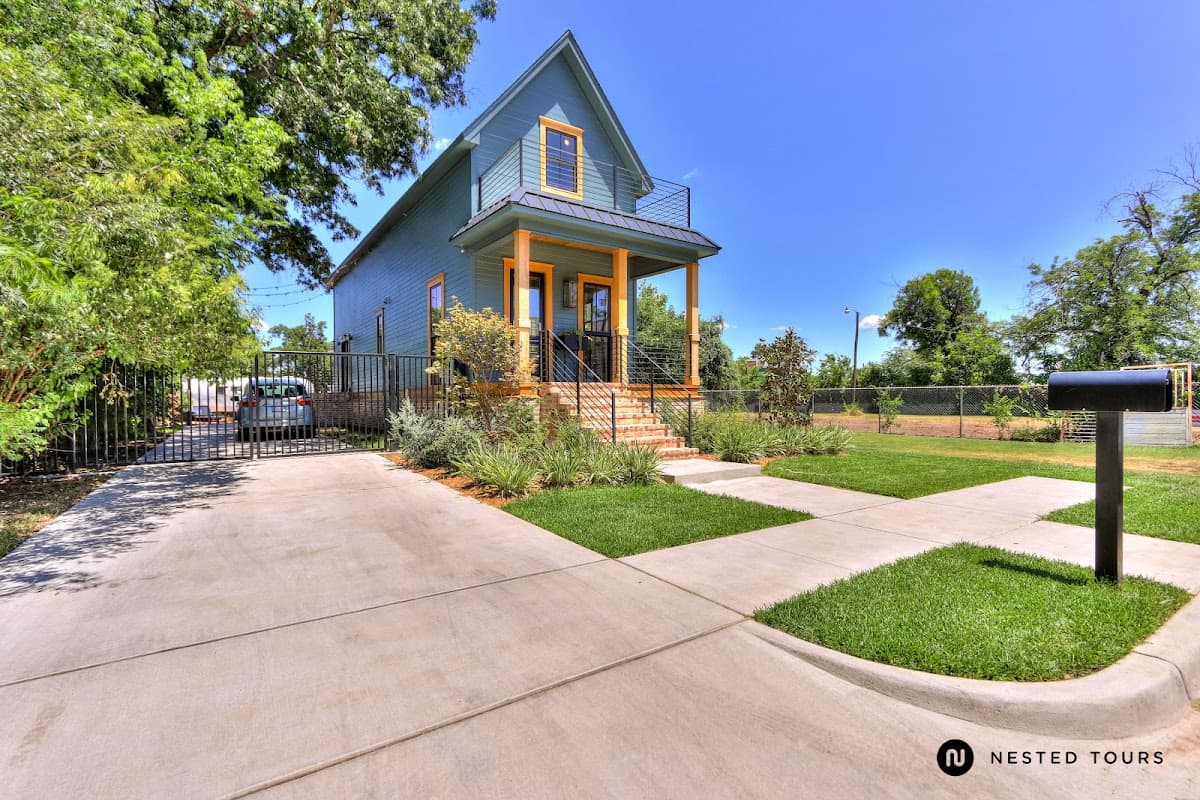 The Shotgun House