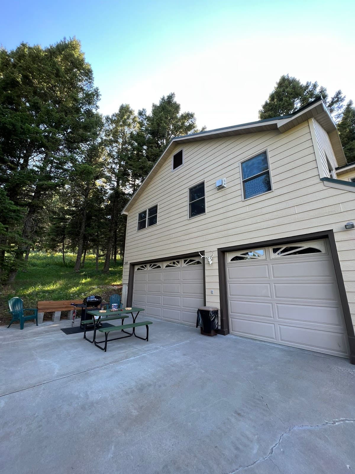 The Montana Project-Horn Mtn LLC, "Awesome Cabin in the Woods"