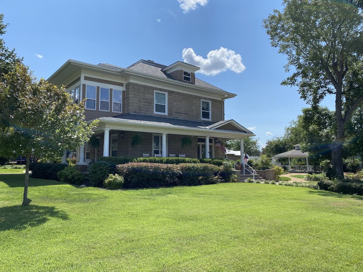 Sandstone Street Bed & Breakfast