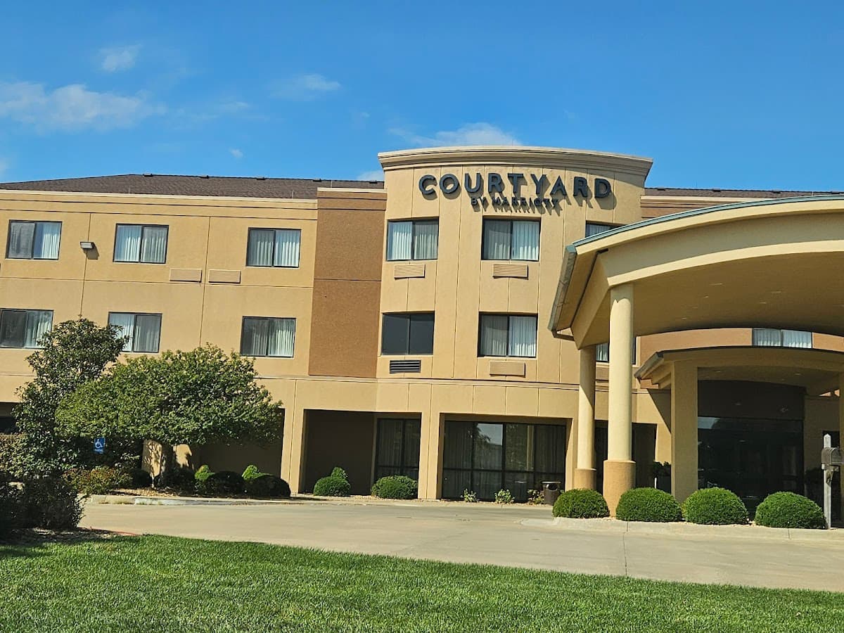 Courtyard by Marriott Salina