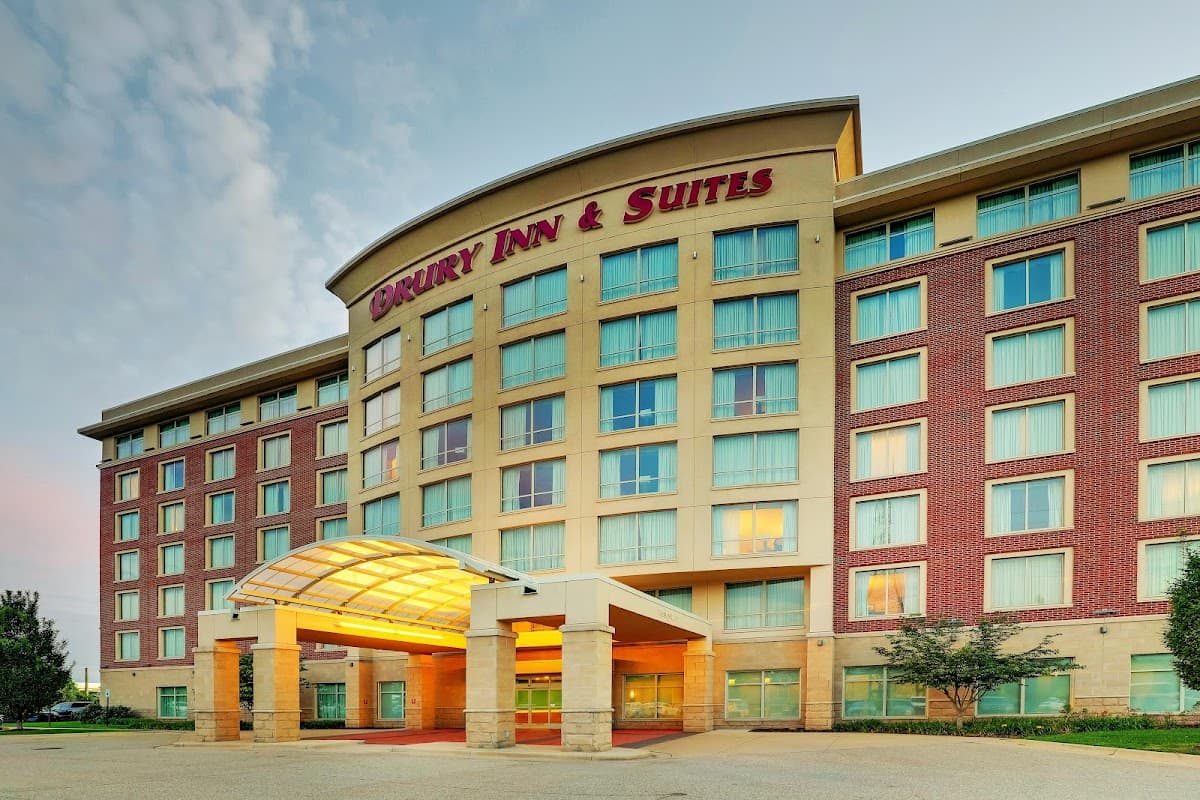 Drury Inn & Suites Grand Rapids