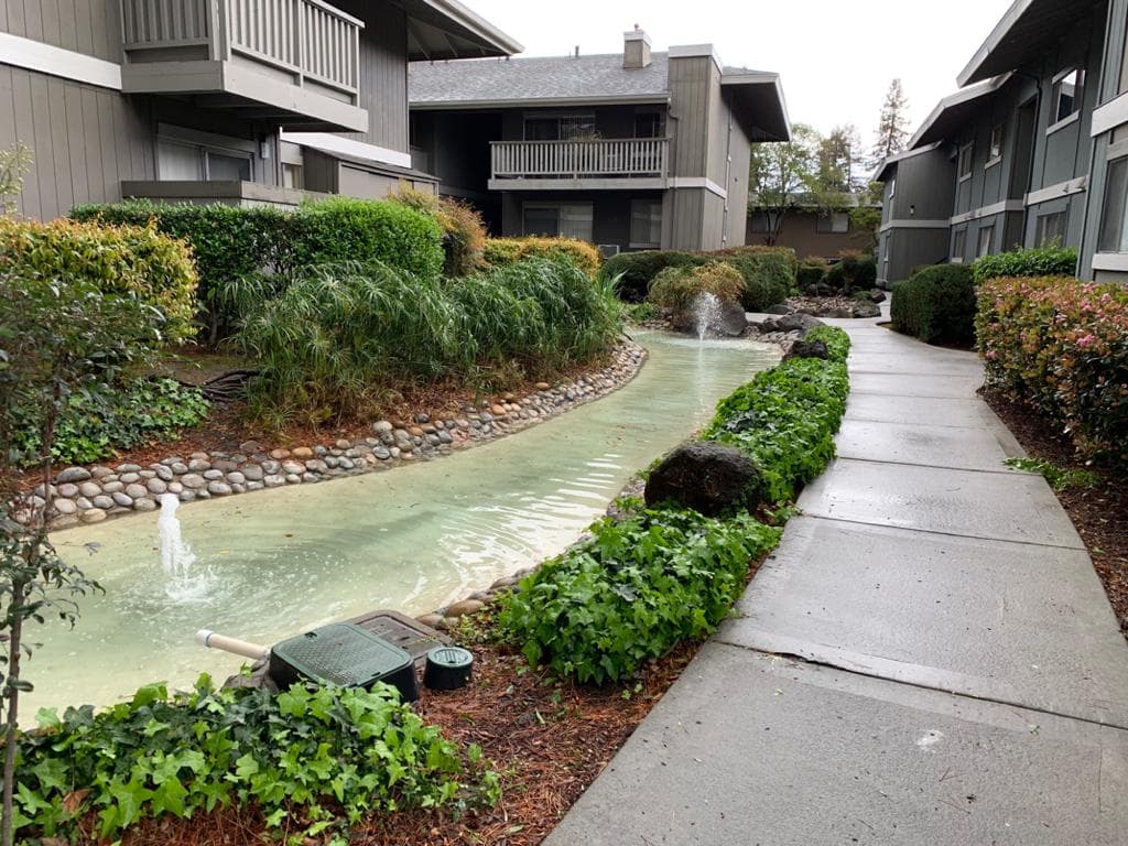 Vista Del Lago III Apartments