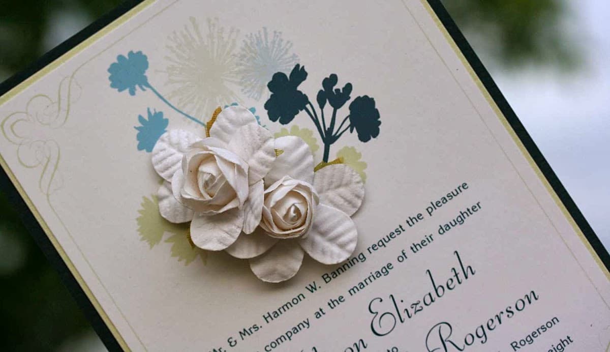 MOYA LARA :: Graphic Design