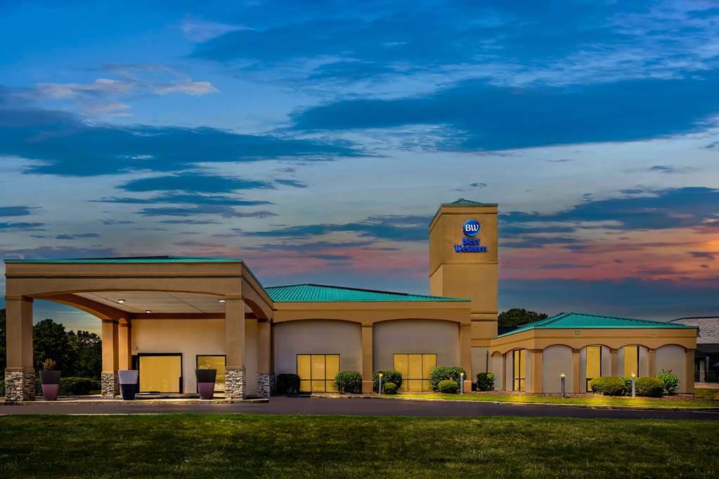 Best Western Executive Suites