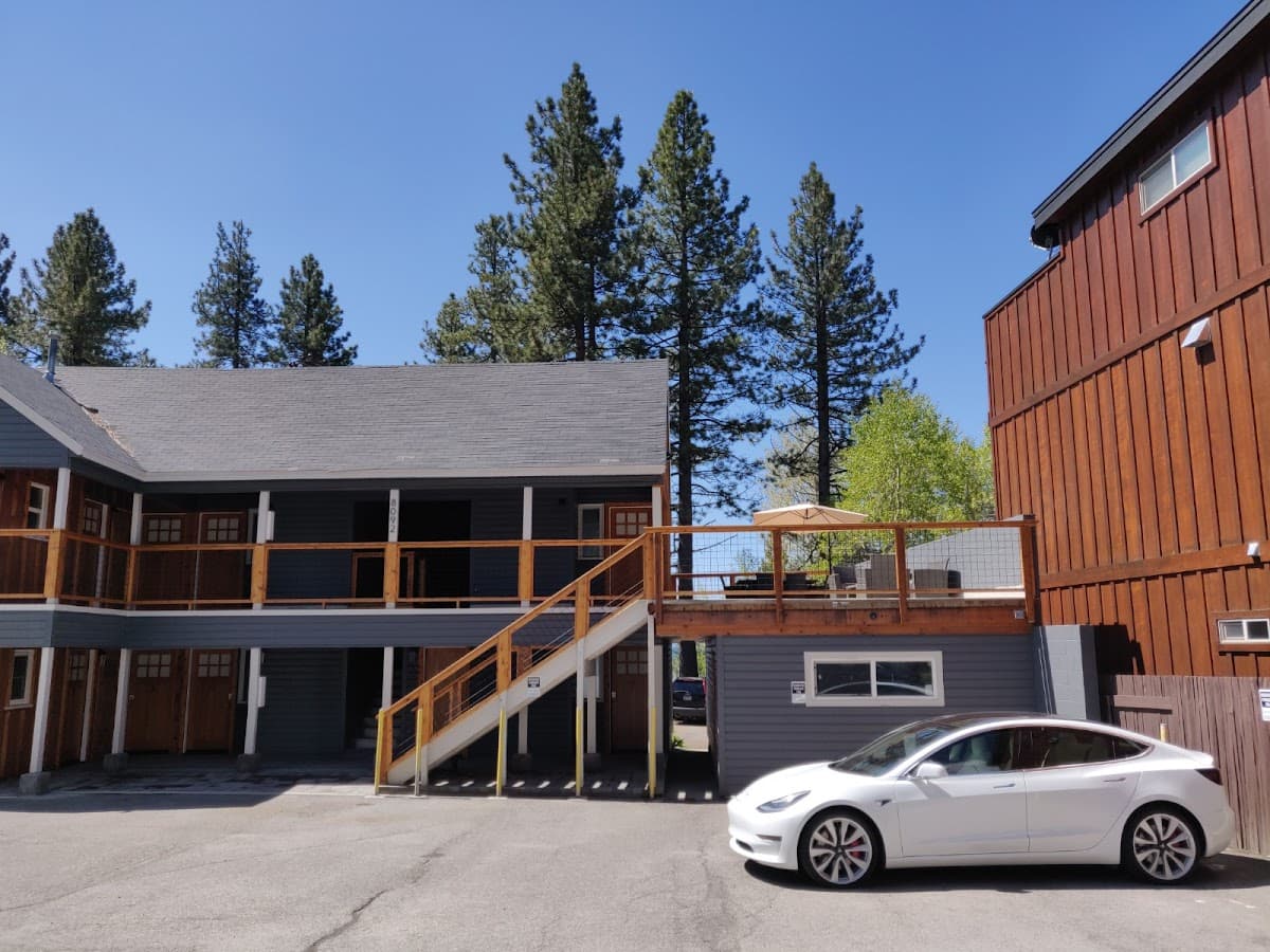 Lakeside Suites at Hotel California Lake Tahoe