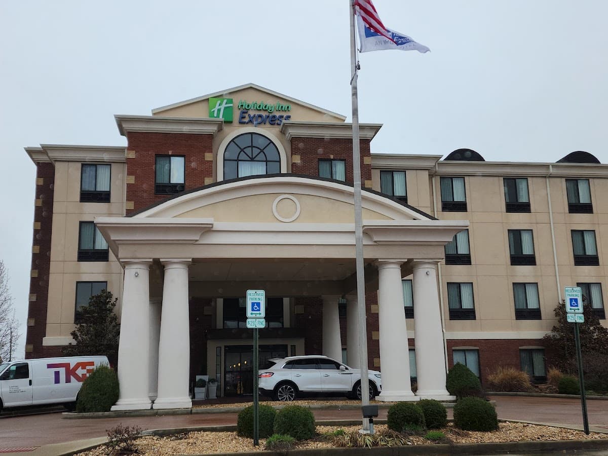 Holiday Inn Express & Suites Marion, an IHG Hotel