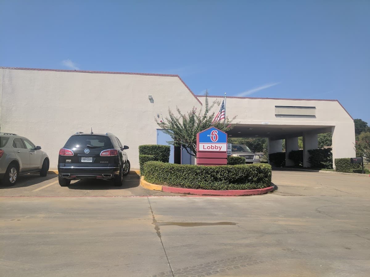 Motel 6 Longview, TX - North