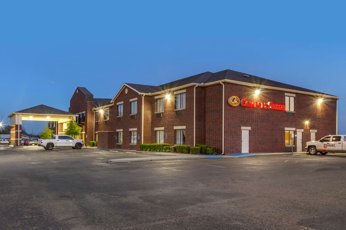 Comfort Suites