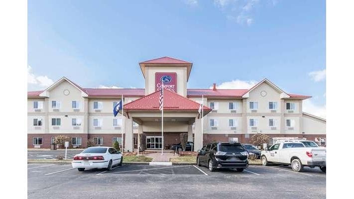Comfort Suites